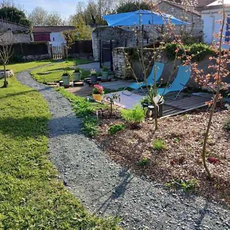 فندق مبيت وإفطار D'hote Avec Salle De Bain Cosy Au Coeur Du Marais De